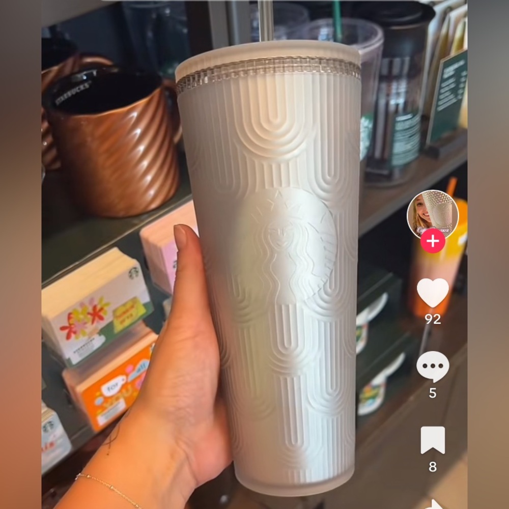 NWT Starbucks Fall Launch Silver Shell Cold 24oz Tumbler 🩶